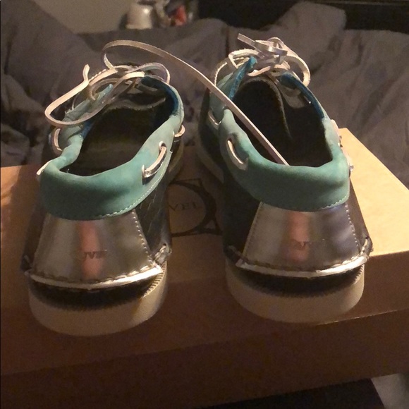 Custom boat shoes inspired by Nike SB Tiffany dunk - Picture 2 of 4